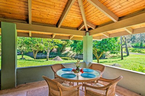 . Māla Lani Home on 5 Acres, with Gas Grill!