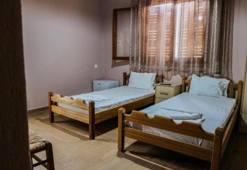 1 double bed
