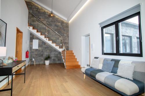 Carvão PDL Inn chambre d'hôte Arrifes