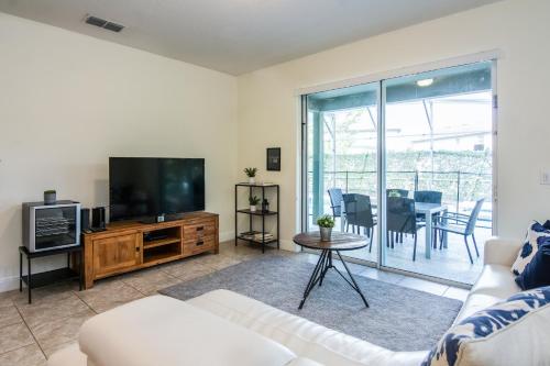Lovely Vacation House with Private Pool at Solterra Resort 5349 - image 3