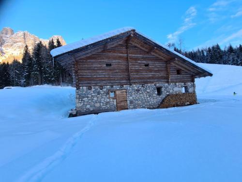 Baita Pra Petina Pale di San Martino