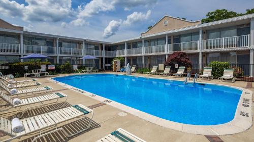 ทัศนียภาพภายนอกโรงแรม, เบสต์ เวสเทิร์น เฟรเดริคส์เบิร์ก (Best Western Fredericksburg) in เฟรเดอริคเบิร์ก (VA)