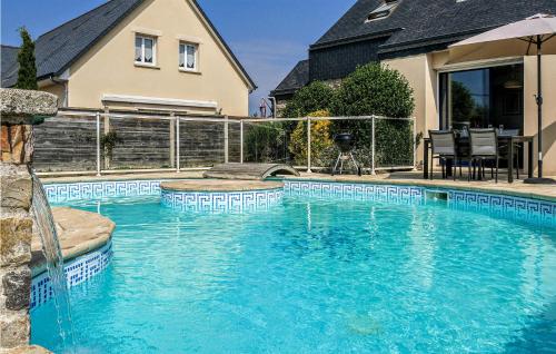 Awesome Home In Saint-germain-sur-ay With Heated Swimming Pool
