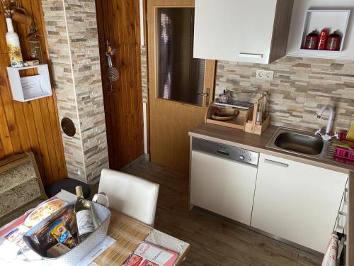 廚房, Family friendly house with a swimming pool Donja Stubica, Zagorje - 19236 in 下斯圖比察