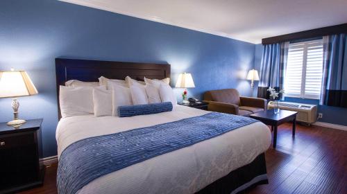 Regency Inn Los Angeles - Tap to explore photos