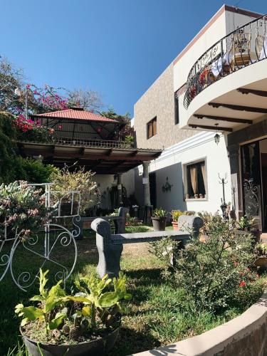 HOTEL TEKAPA in San Miguel