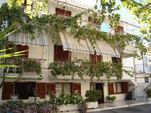 Dimitris Rooms Dimitris Rooms