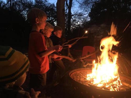 Geronimo Creek Retreat Glamping Cabin #2 - image 2