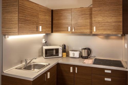 Prater Residence - image 6