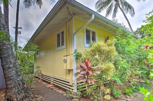 Hale Iki Kapaa Cottage - 1 Block to Beach!