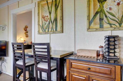 Charming Kailua-Kona Apartment Near Hiking and Golf!