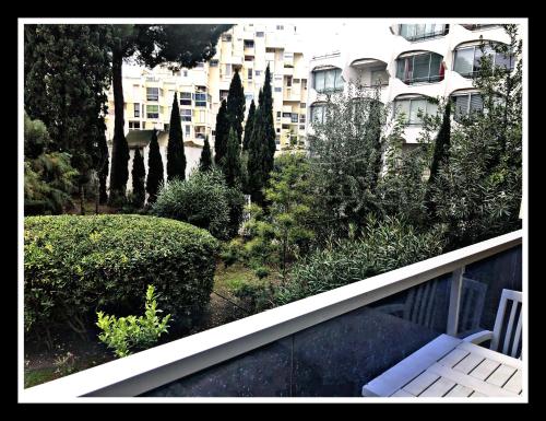 T1 apartment, seaside, near restaurants, shops, activities, casino cottage La Grande Motte