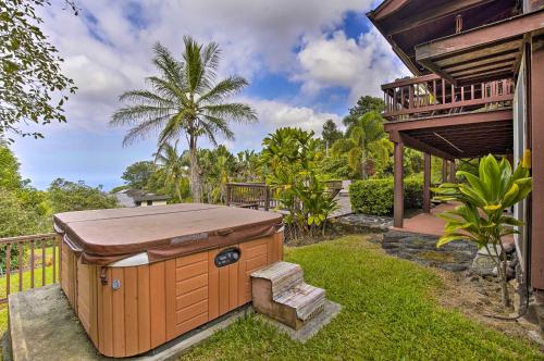 30-Day Stay at Kailua-Kona House with Hot Tub!