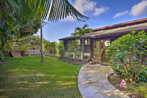 30-Day Stay at Kailua-Kona House with Hot Tub!