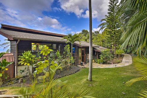 30-Day Stay at Kailua-Kona House with Hot Tub!