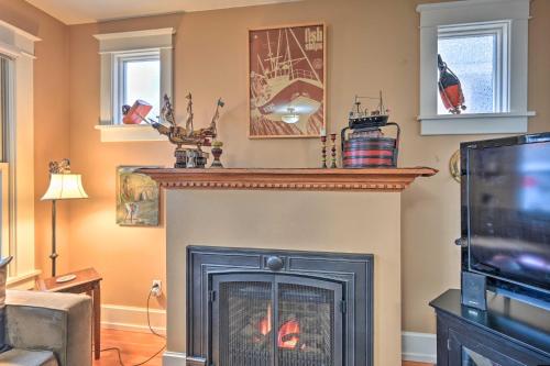 Spacious Denver Home Base Walk to Wash Park! in Denver, USA
