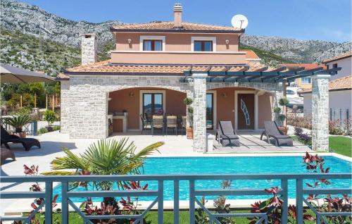 Awesome Home In Orebic With 3 Bedrooms, Wifi And Outdoor Swimming Pool