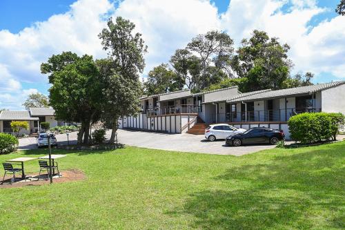 Garden, Fern Bay Motel in Fern Bay