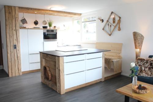 Hochwertige Sonneninsel mit Aussicht in טטנאנג