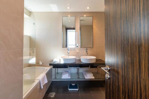 Royal Club By RVHR Bonnington Residential Tower - JLT - image 7