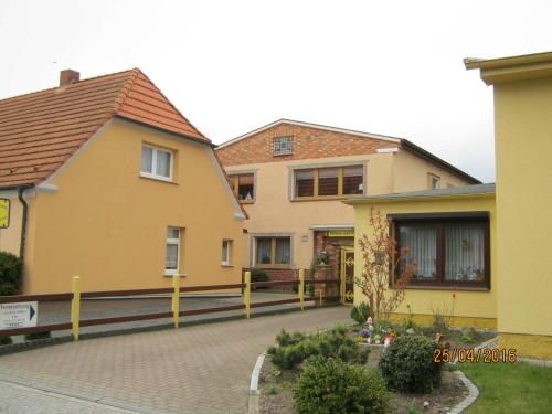 B&B Ostseebad Kühlungsborn - Ferienwohnung Dünensand - Bed and Breakfast Ostseebad Kühlungsborn