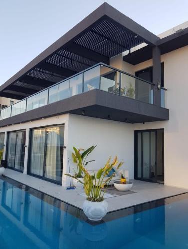 Exterior view of Villa Peer ללא מסיבות או מוסיקה