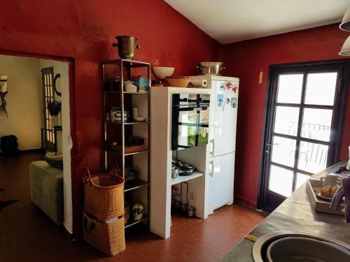 Maison provençale en pierre naturelle à Gigondas (Maison provencale en pierre naturelle a Gigondas) in Beaumes De Venise