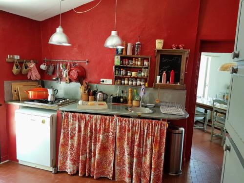 Maison provençale en pierre naturelle à Gigondas (Maison provencale en pierre naturelle a Gigondas) in Beaumes De Venise