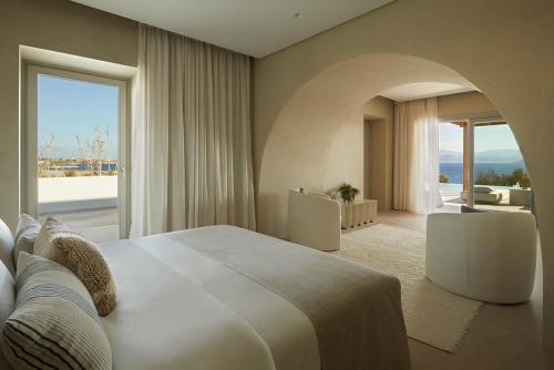 1 king bed, 1 sofa bed