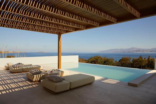 PAROCKS Luxury Hotel & Spa in อัมเปลัส