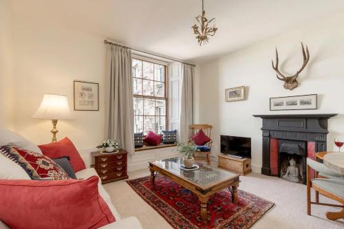 Stunning Panoramic Views: Heart of the Royal Mile, Édimbourg (photo 2)