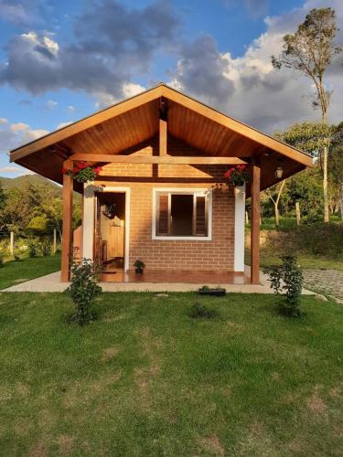 Encanto das Rosas in Santo Antonio do Pinhal ( Sao Paulo)