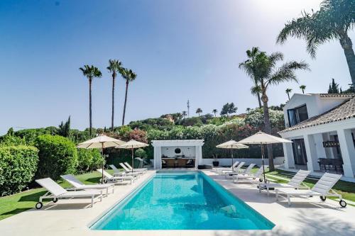  Villa Tuscany in Marbella