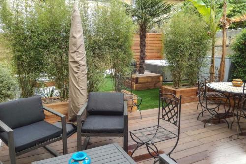 Air-Conditioned Townhouse With 2 Bedrooms Furnished Terrace & Garden gîte à louer Bordeaux