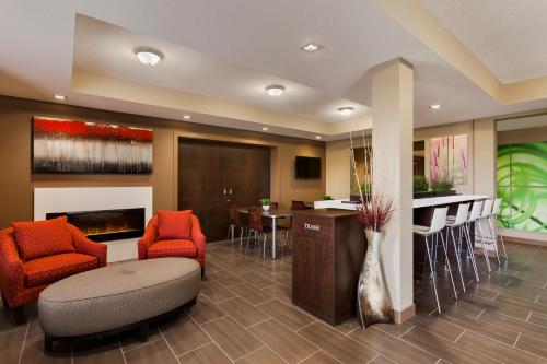 Αίθουσα υποδοχής, Microtel Inn & Suites by Wyndham Lloydminster in Lloydminster (SK)