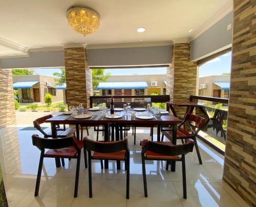 Restaurante, Elephant View Lodge & Apartments in Livingstone