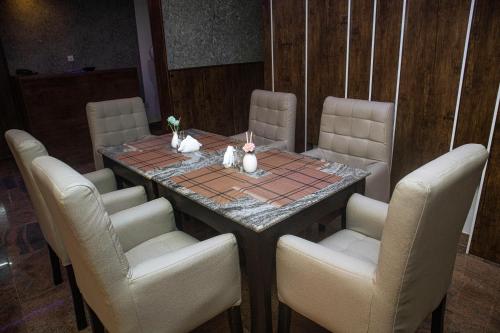 Presken Hotel Fajodd-4, Allen, Ikeja, Lagos – Ikeja, NY