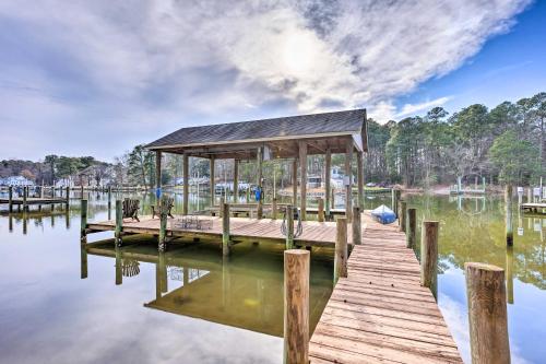 Bright Reedville Abode with Dock on Whays Creek! in Kilmarnock