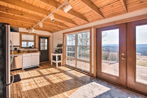 Rural Dutch Country Retreat - Private Hot Tub in Selinsgrove (Pennsylvania)