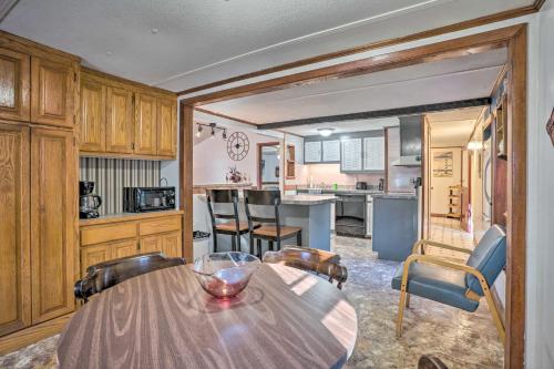 Heathsville Home w/ Sunroom < 10 Mi to Beach! in Ridge (MD)
