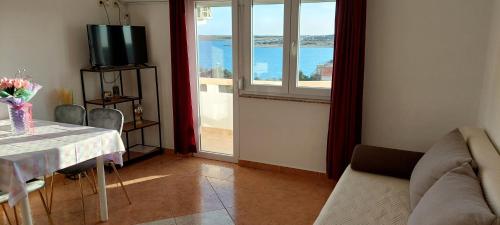 Apartments Donadic I, Caska in คาสกา