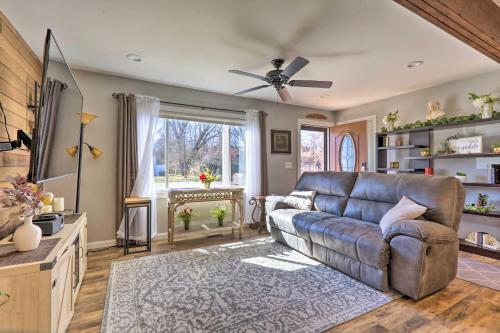 Quaint Creekside Cottage with Porch and Backyard! in Lexington, USA