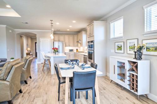 Sun City House with Fire Pit in 55 and Over Comm! in Georgetown, USA