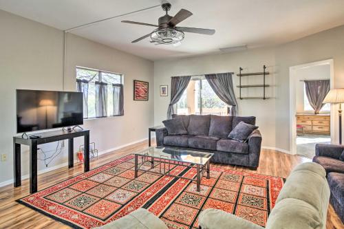 Tranquil Green Valley Townhome with Mtn Views! photo 3