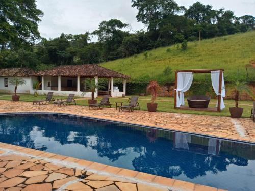 Bassein, HOTEL FAZENDA PACIENCIA in Santana dos Montes