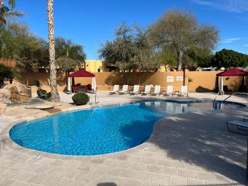 Swimming pool, Monte Vista Village Resort Mesa 3 Bed 2 Bath Age Restricted Must be 55 or more in Apache Junction