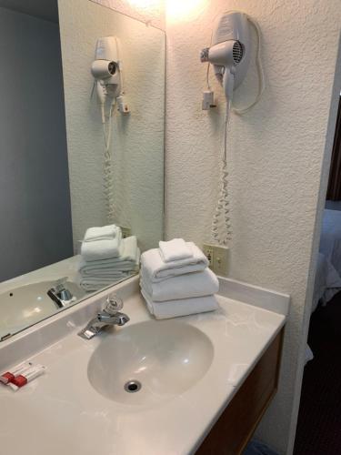 Plaza Inn Lordsburg - image 6