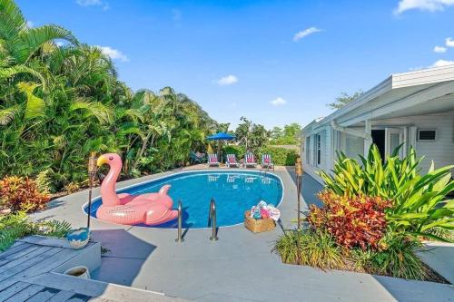 B&B Palm Beach Gardens - Private Heated Pool Villa Digsify Near Beaches - Bed and Breakfast Palm Beach Gardens