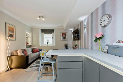 Ultra Modern, West End Village, Refurbished basement appt, Edinburgh (fotografie 7)