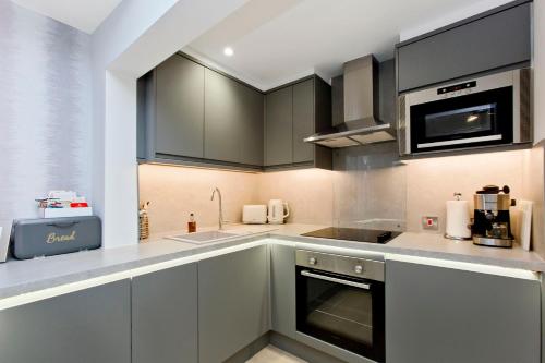 Ultra Modern, West End Village, Refurbished basement appt, Edinburgh (fotografie 2)